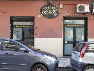 ... aperto dagli anni 90 in via Indipendenza, nel quartiere Libert�